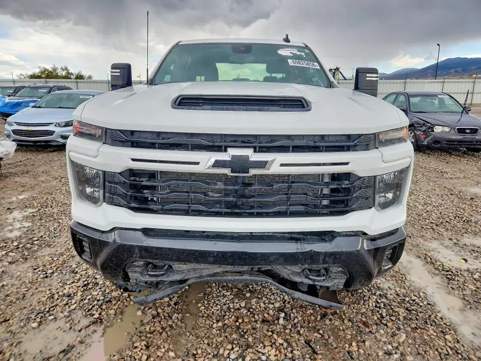 2024 CHEVROLET SILVERADO K2500 CUSTOM  