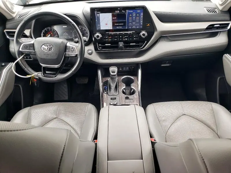 2022 TOYOTA HIGHLANDER LIMITED  