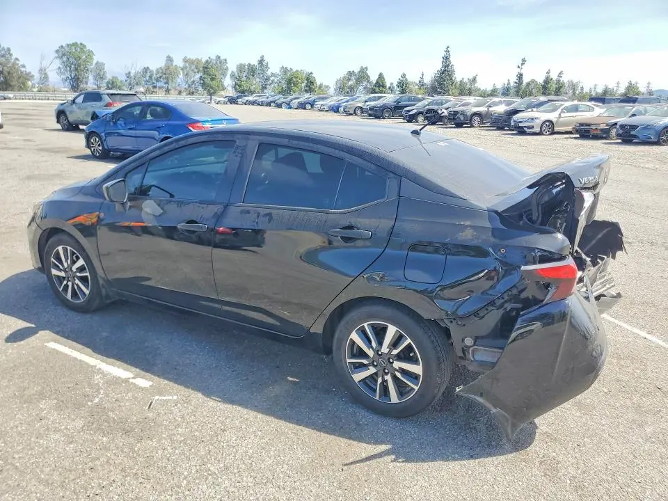 2024 NISSAN VERSA S  