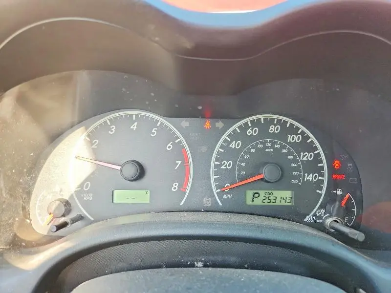 2013 TOYOTA COROLLA LE  