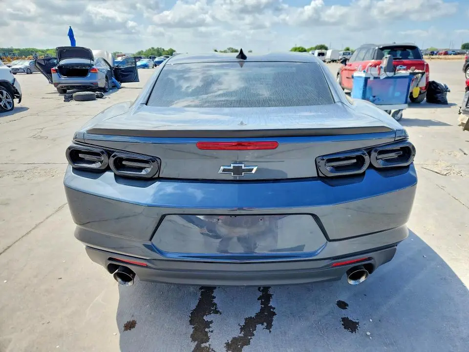 2021 CHEVROLET CAMARO LT  