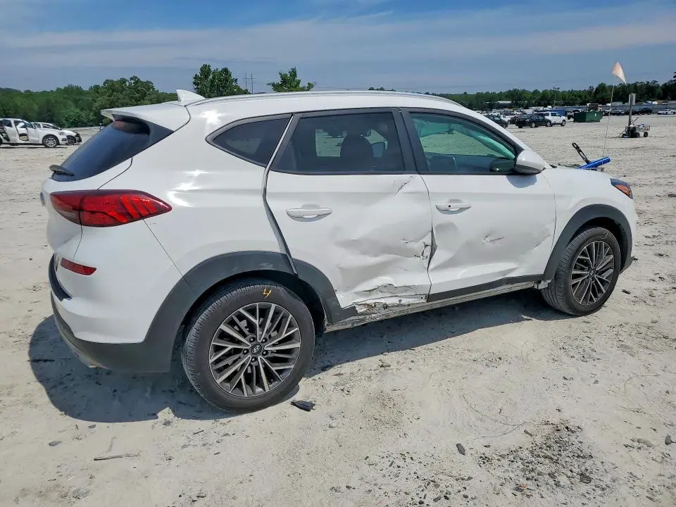 2020 HYUNDAI TUCSON SEL  
