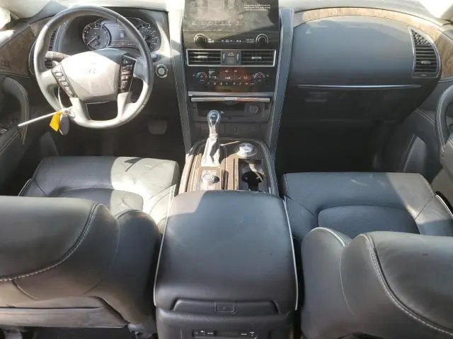 2023 INFINITI QX80 LUXE  