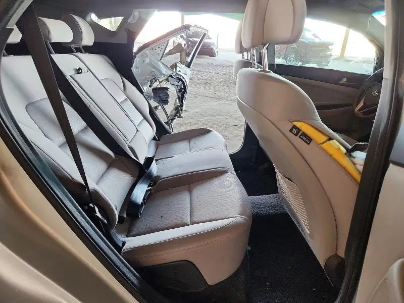 2018 HYUNDAI TUSCON   