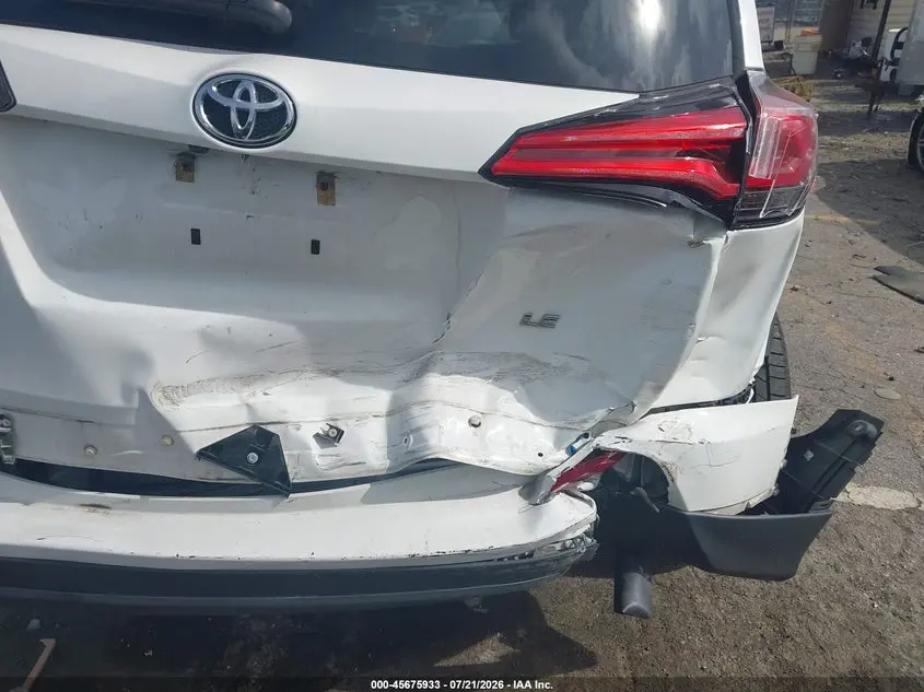 2018 TOYOTA RAV4 LE