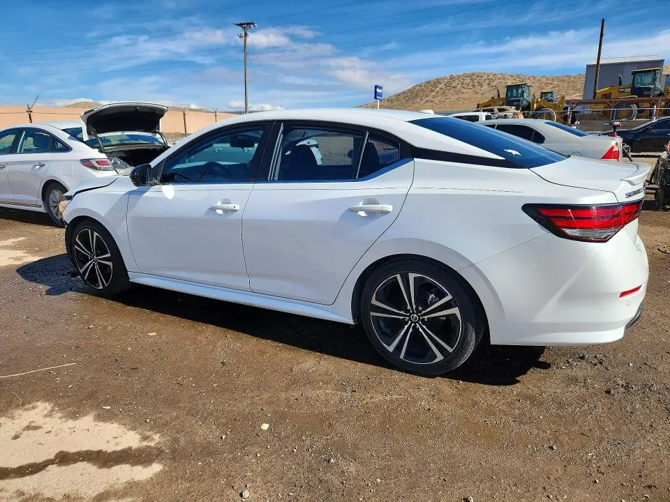 2023 NISSAN SENTRA SR  