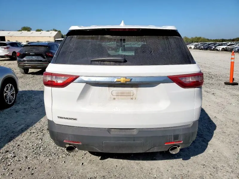 2018 CHEVROLET TRAVERSE LS  