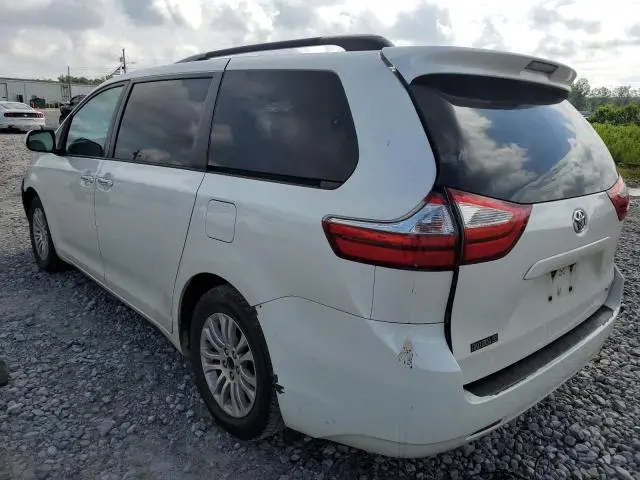 2015 TOYOTA SIENNA XLE  