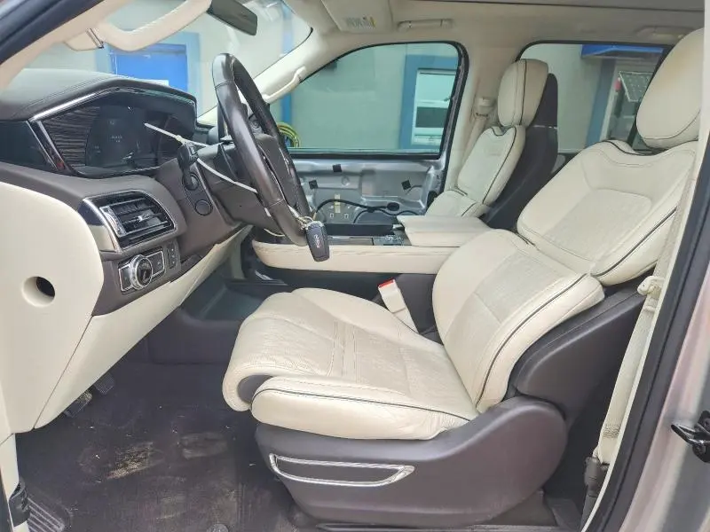 2020 LINCOLN NAVIGATOR BLACK LABEL  