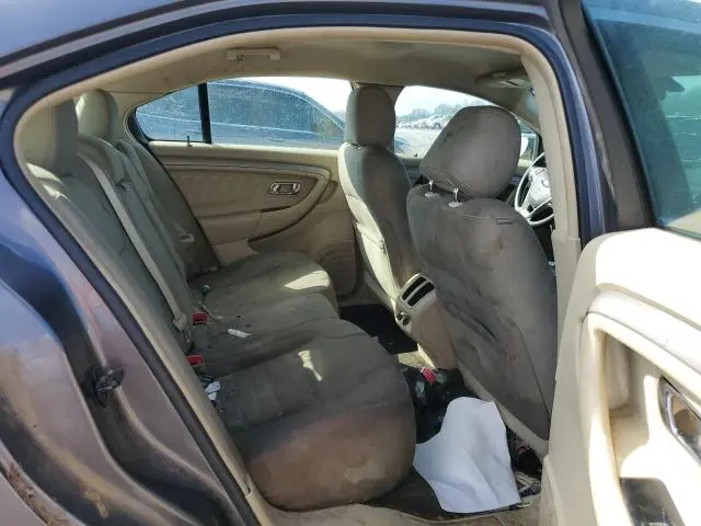 2013 FORD TAURUS SE