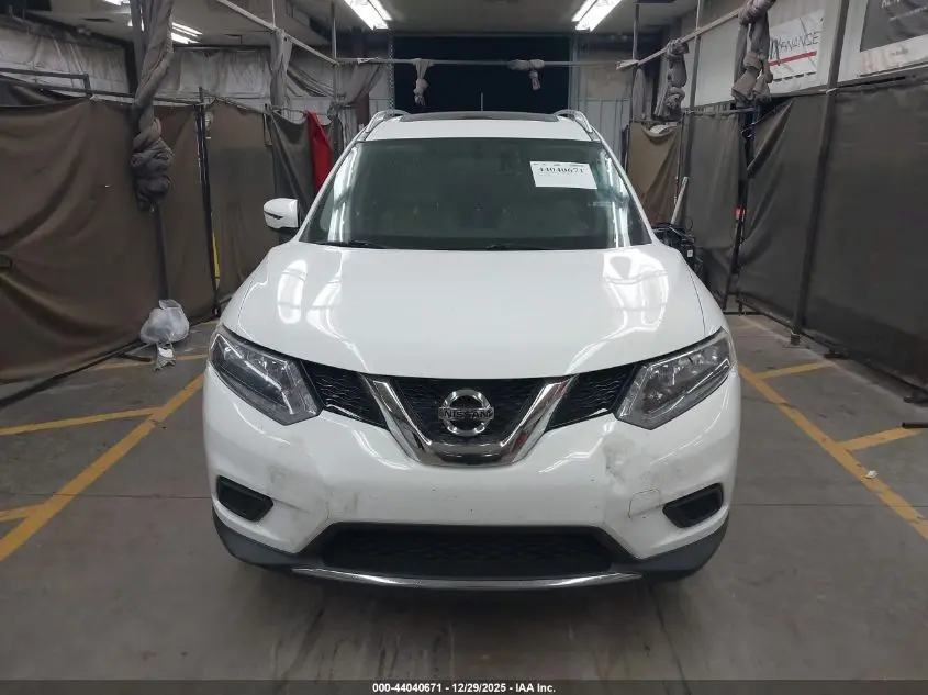 2016 NISSAN ROGUE S