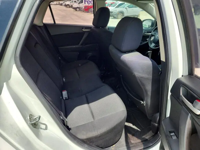 2012 MAZDA 3 I  