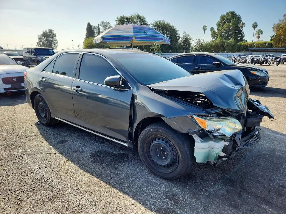 2012 TOYOTA CAMRY LE  