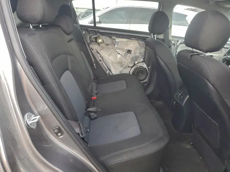 2016 KIA SPORTAGE LX  