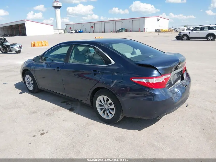 2015 TOYOTA CAMRY LE