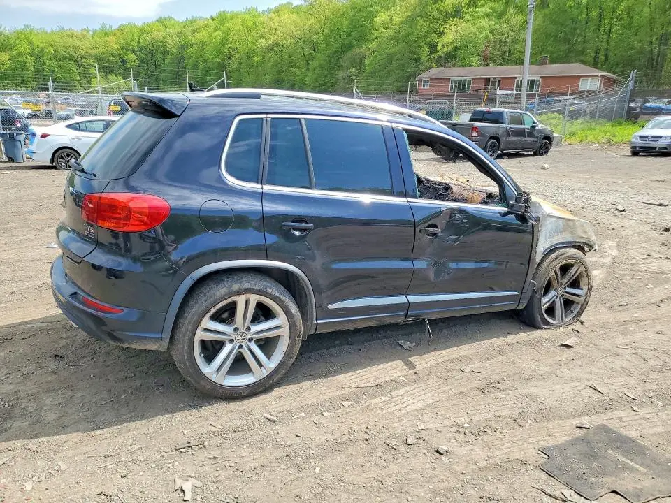 2016 VOLKSWAGEN TIGUAN S  