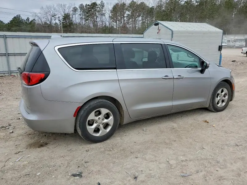 2017 CHRYSLER PACIFICA LX  