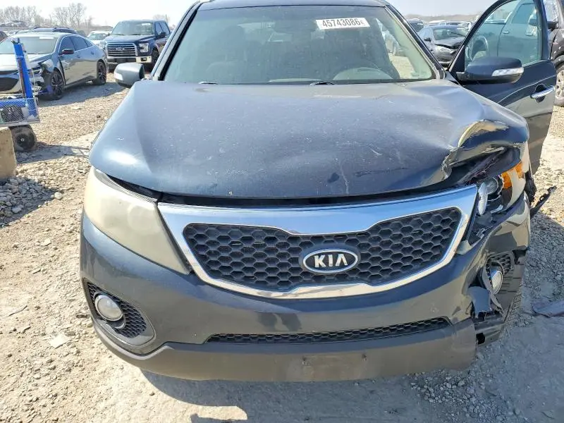 2012 KIA SORENTO LX  