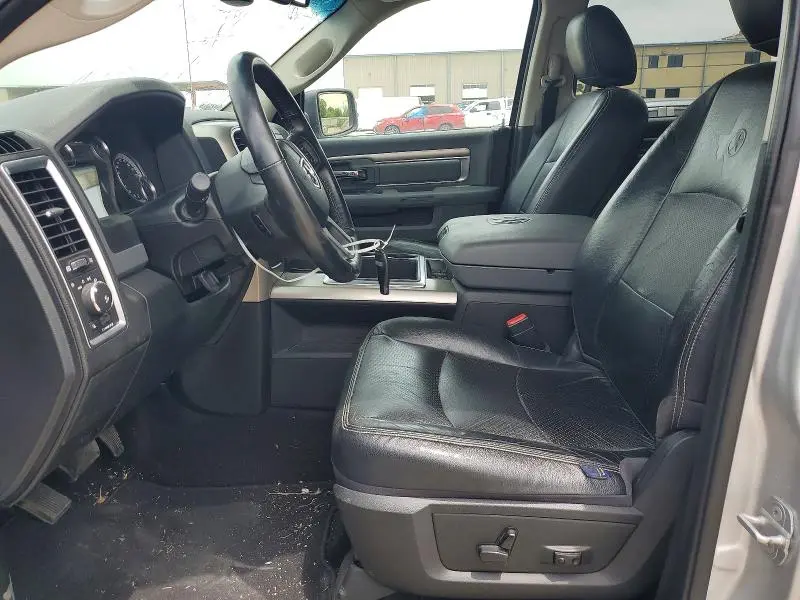 2014 RAM 1500 SLT  