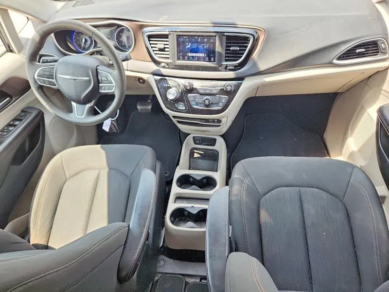 2018 CHRYSLER PACIFICA LX  