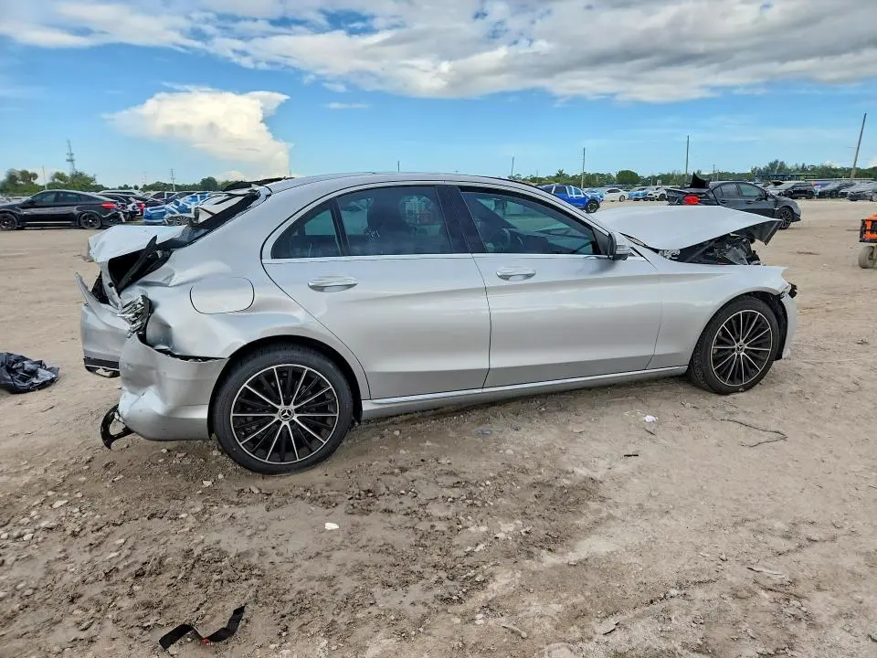 2021 MERCEDES-BENZ C 300  