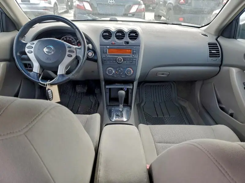 2010 NISSAN ALTIMA BASE  