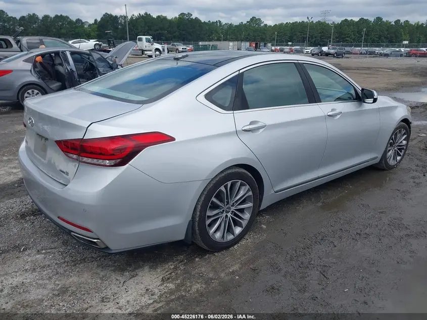 2015 HYUNDAI GENESIS 3.8