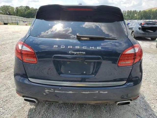 2014 PORSCHE CAYENNE   