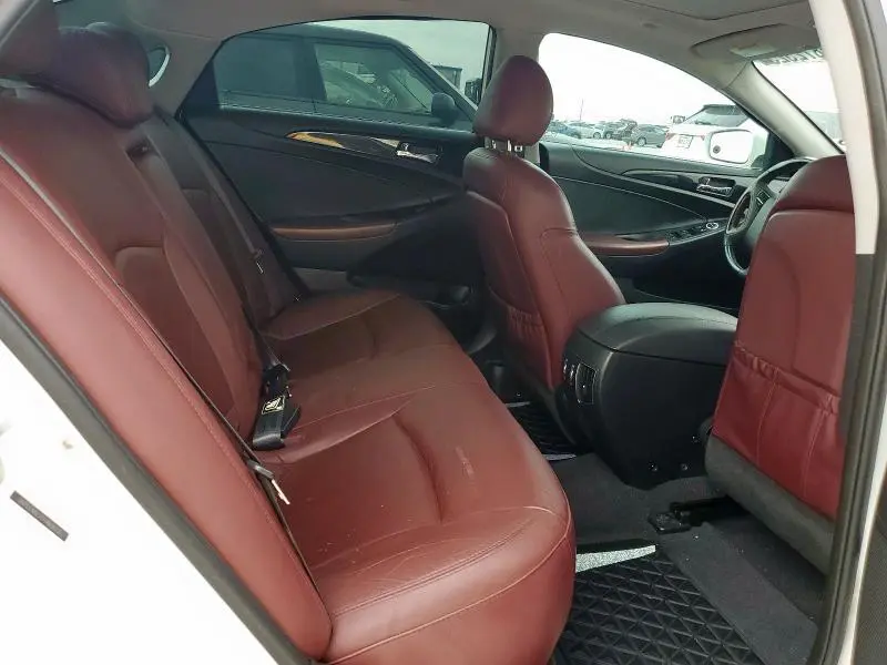 2012 HYUNDAI SONATA SE  