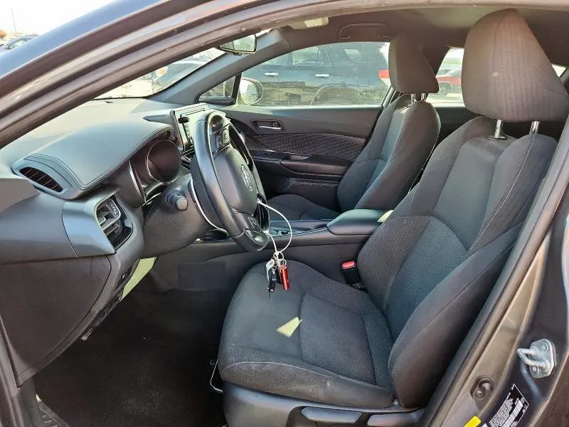 2018 TOYOTA C-HR XLE  