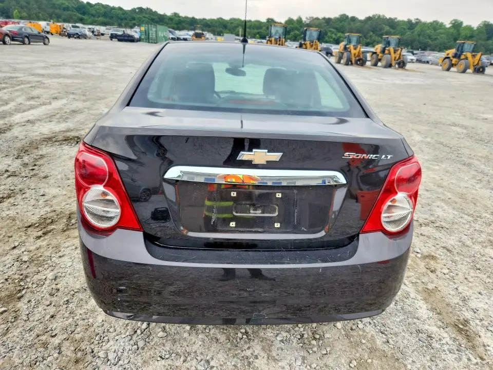 2013 CHEVROLET SONIC LT  