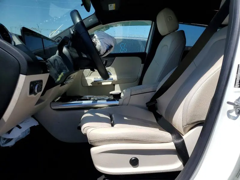 2021 MERCEDES-BENZ GLA 250  