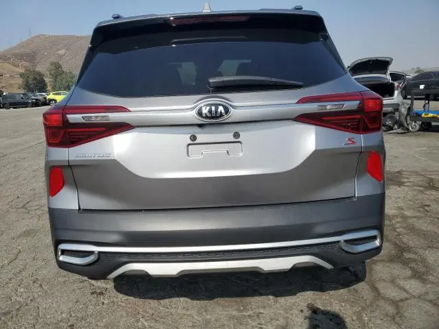 2021 KIA SELTOS S  
