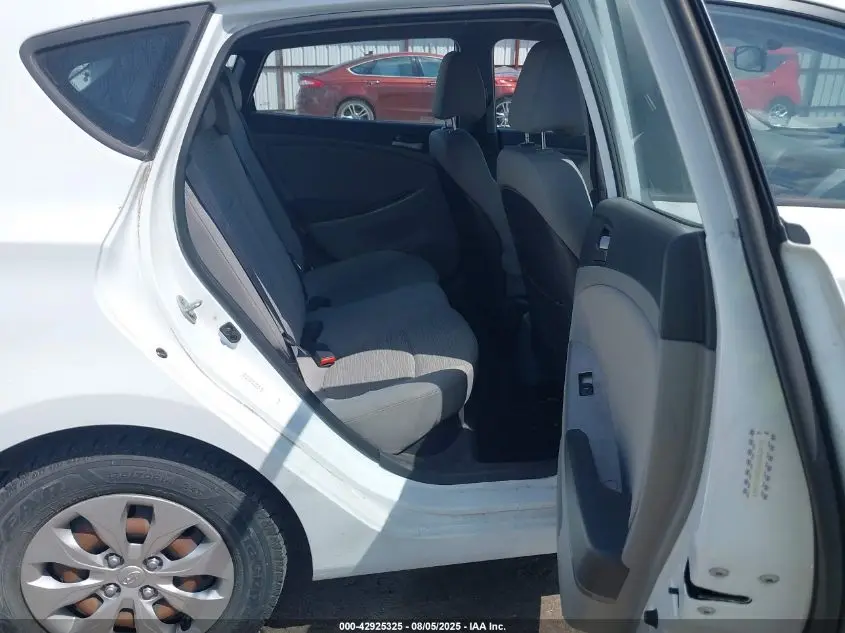 2016 HYUNDAI ACCENT SE