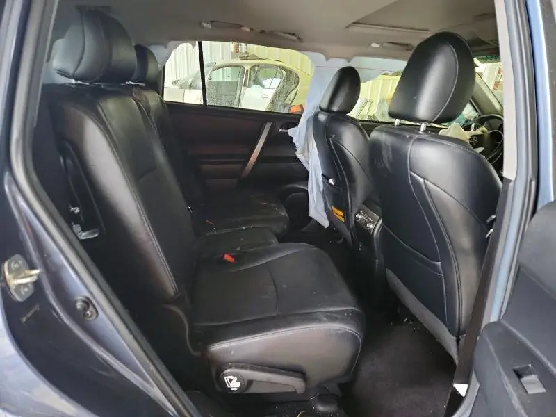 2013 TOYOTA HIGHLANDER BASE  