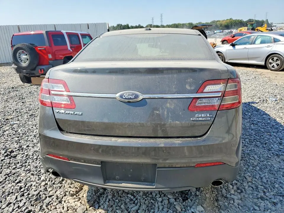 2018 FORD TAURUS SEL  
