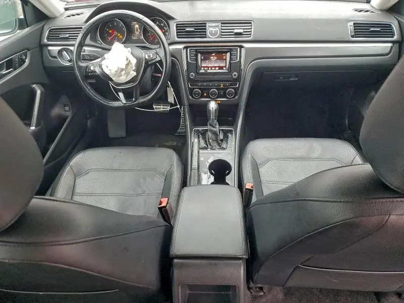 2016 VOLKSWAGEN PASSAT S  