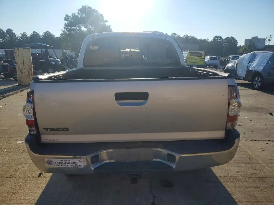 2013 TOYOTA TACOMA V6  