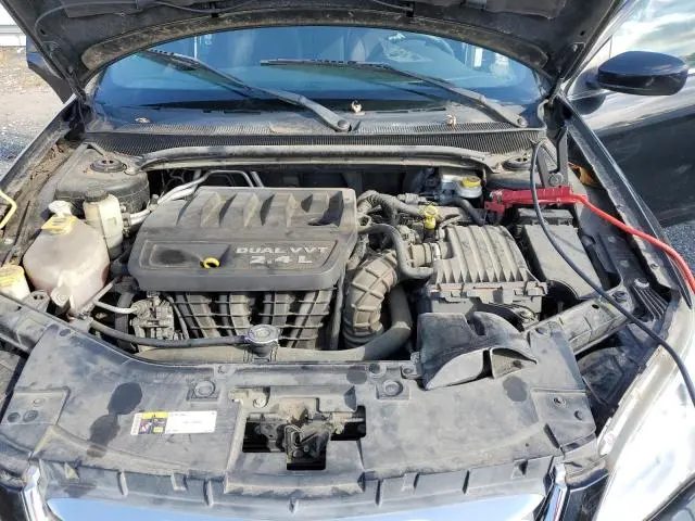 2014 CHRYSLER 200 LX  