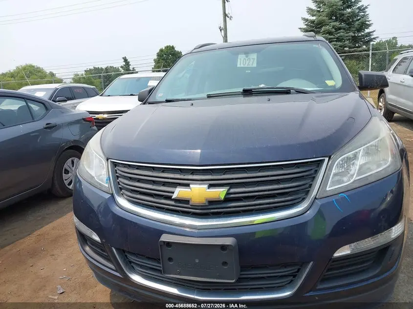 2017 CHEVROLET TRAVERSE LS