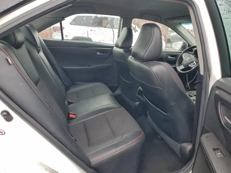 2017 TOYOTA CAMRY LE  