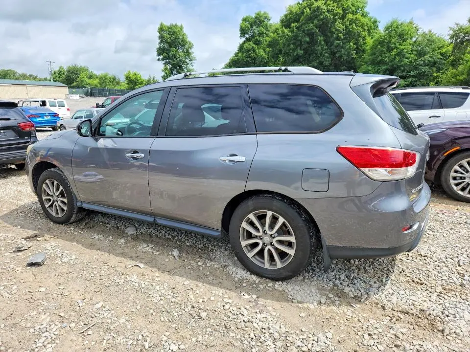 2015 NISSAN PATHFINDER SV  