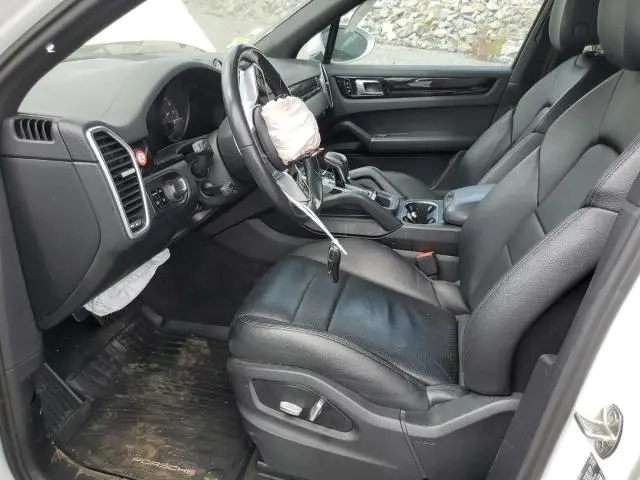 2020 PORSCHE CAYENNE   