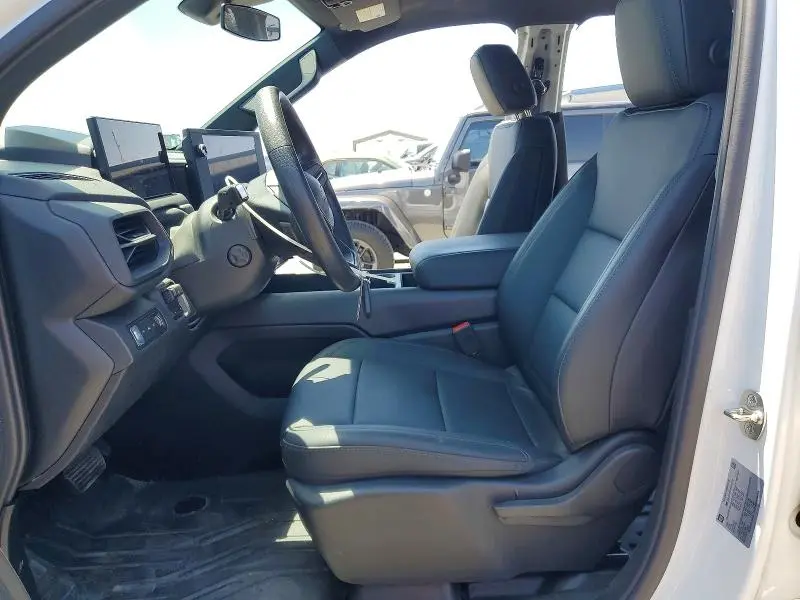 2024 CHEVROLET SILVERADO   
