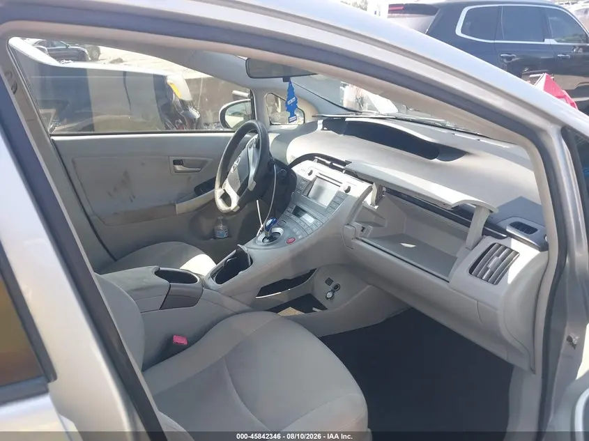 2013 TOYOTA PRIUS  