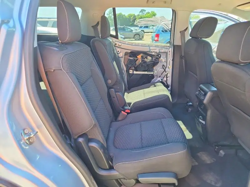 2017 GMC ACADIA SLE  
