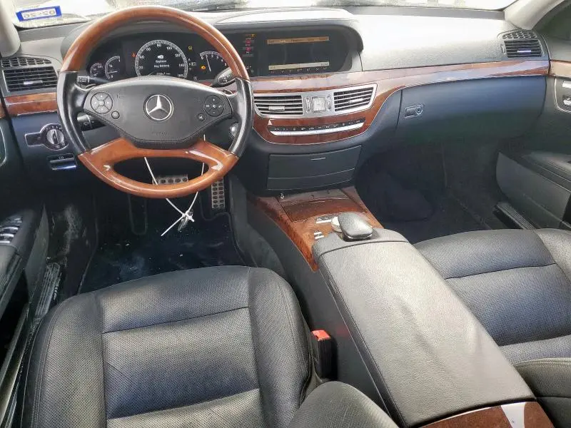 2011 MERCEDES-BENZ S 550  