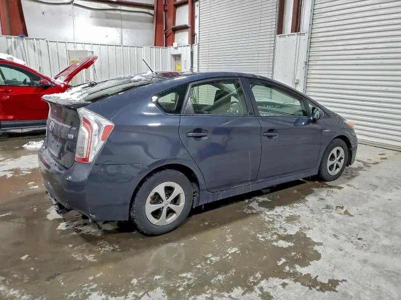 2015 TOYOTA PRIUS   