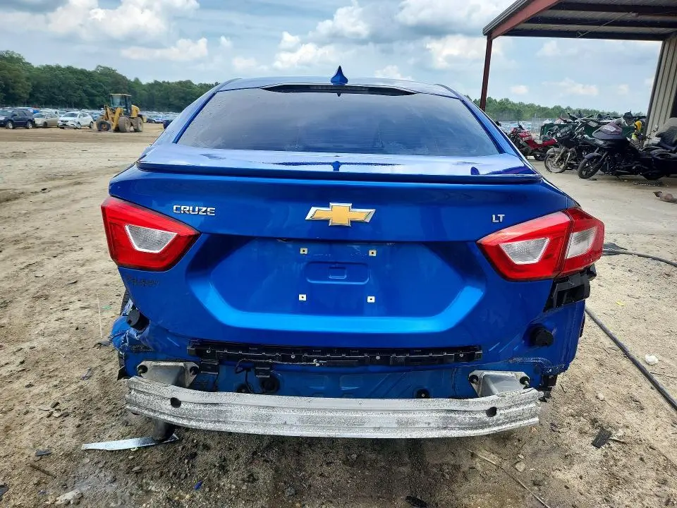 2018 CHEVROLET CRUZE LT  