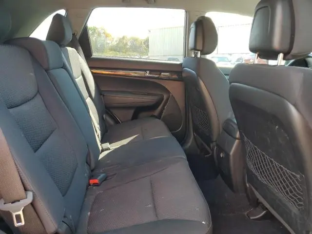 2011 KIA SORENTO BASE  